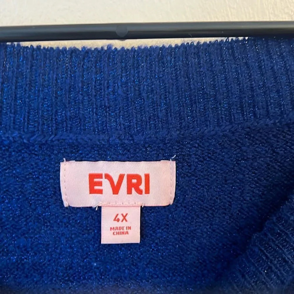 EVRI Women Knit Oversize Sweater Blue Leopard Heart Size 4X - Picture 3 of 7